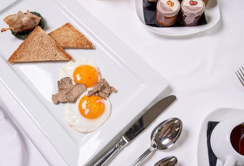 酒店 Castello Bonaria Wine & Spa Resort