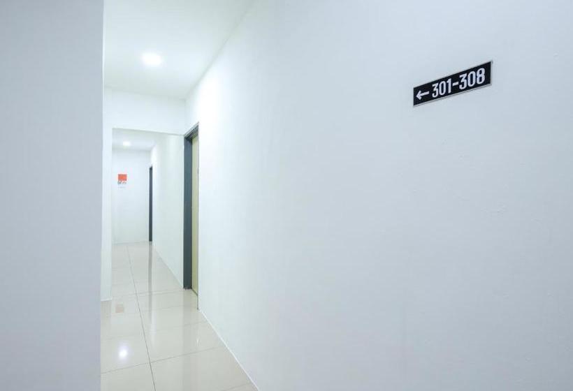 בית מלון כפרי Oyo 89702 Md  Masai