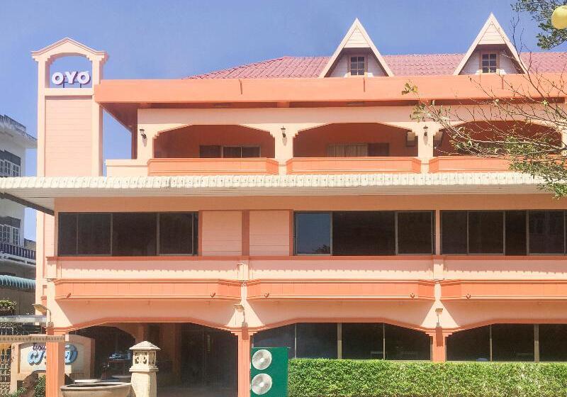 هتل Oyo Phasuk