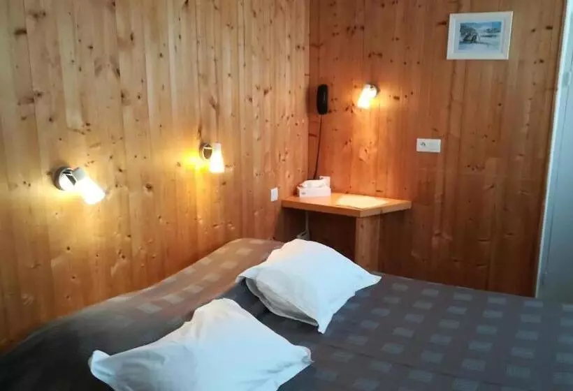 Hotelli Hôtel Restaurant Les Tilleuls