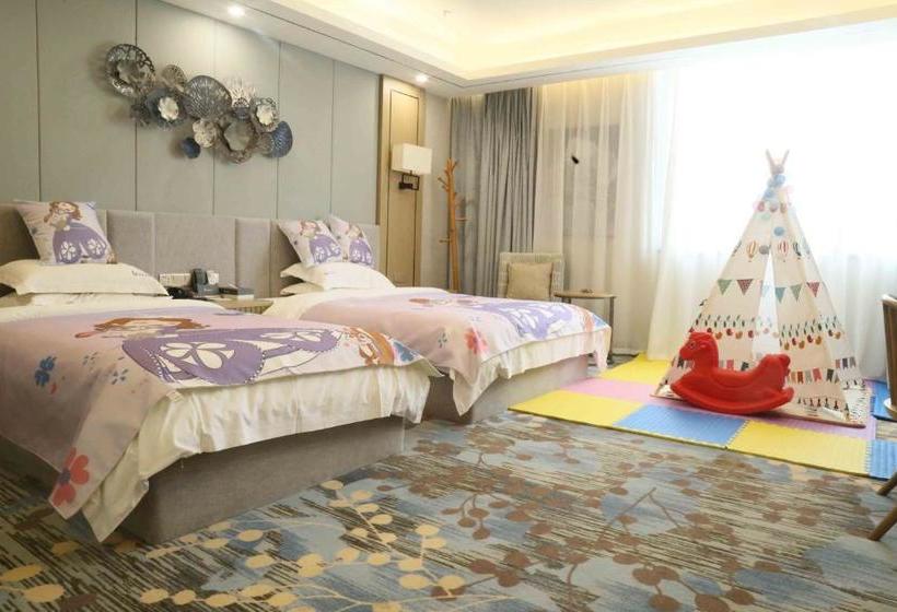 Отель Lehu Boutique