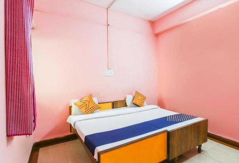 Hotel Spot On 67211 Gokul