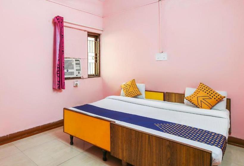 Hotel Spot On 67211 Gokul