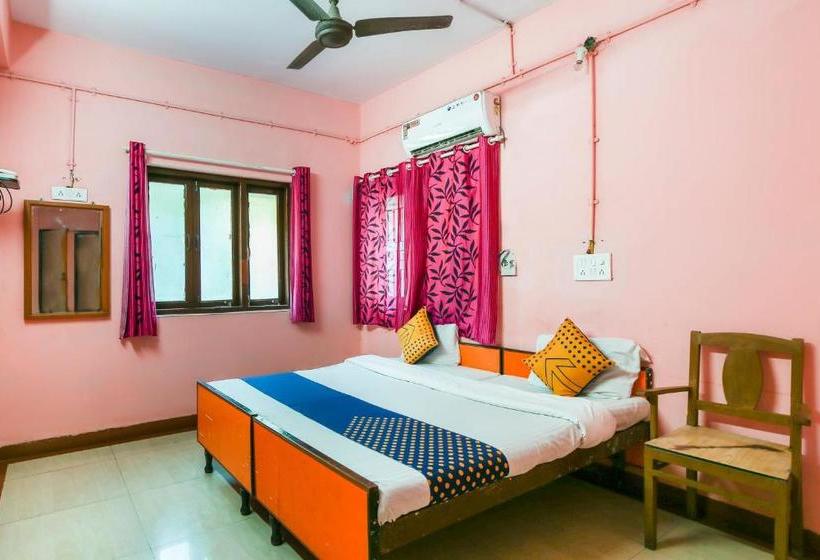 Hotel Spot On 67211 Gokul