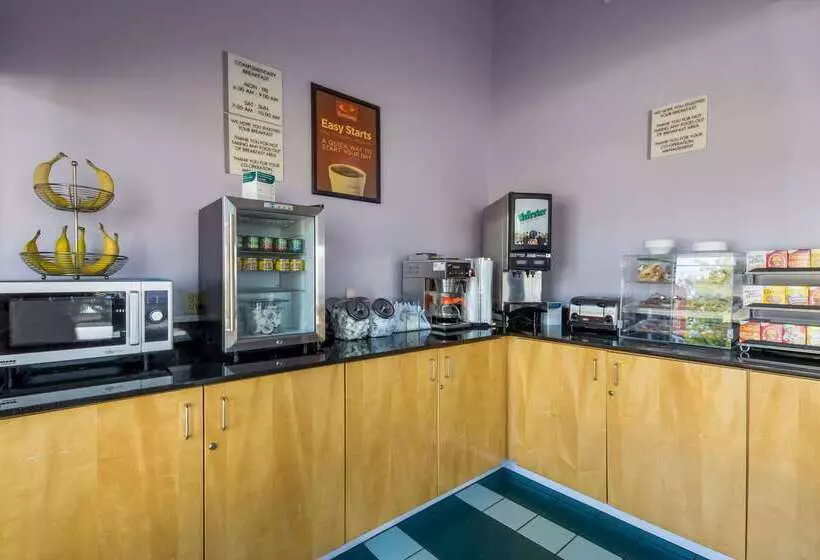 Otel Econo Lodge Little Creek