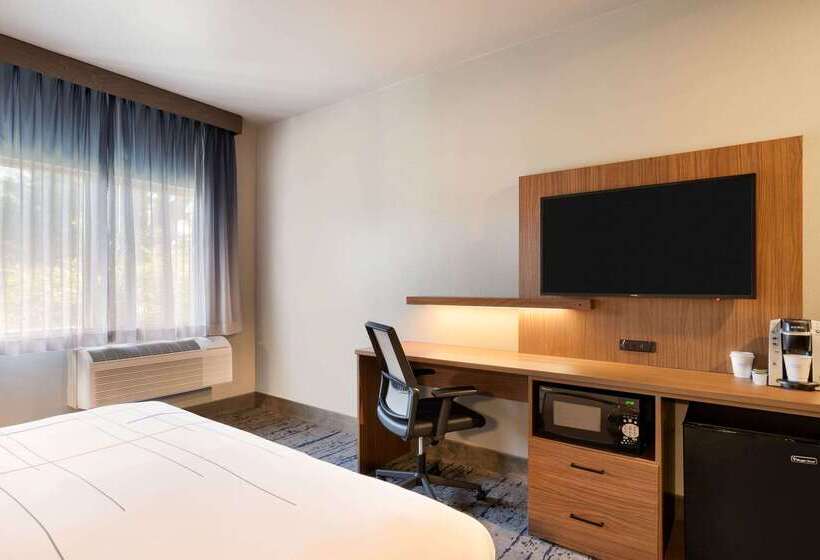 فندق La Quinta Inn & Suites By Wyndham Springfield