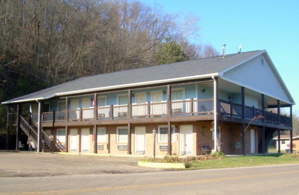The Roscoe Boutique Motel