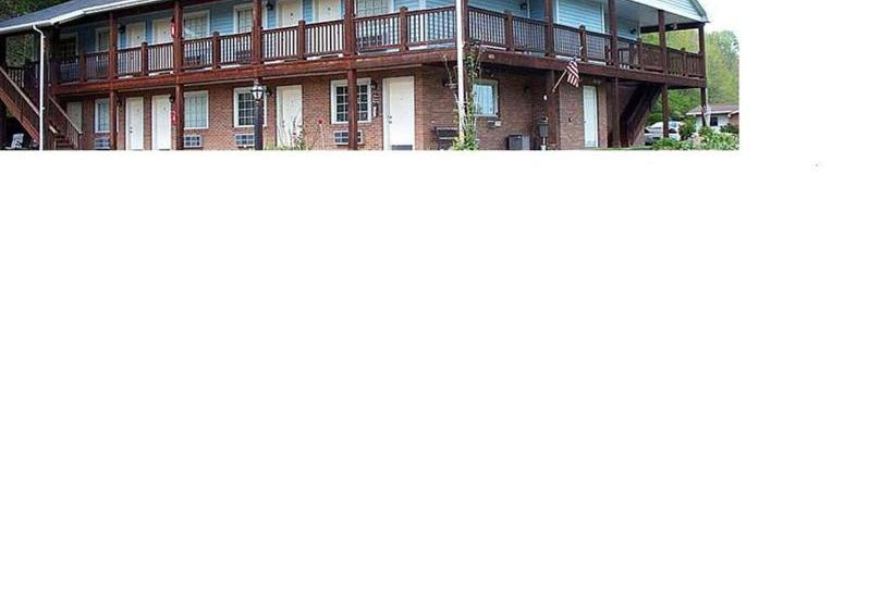 The Roscoe Boutique Motel