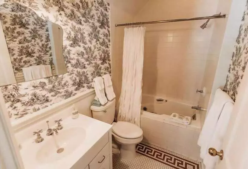 酒店 The Rochester Inn