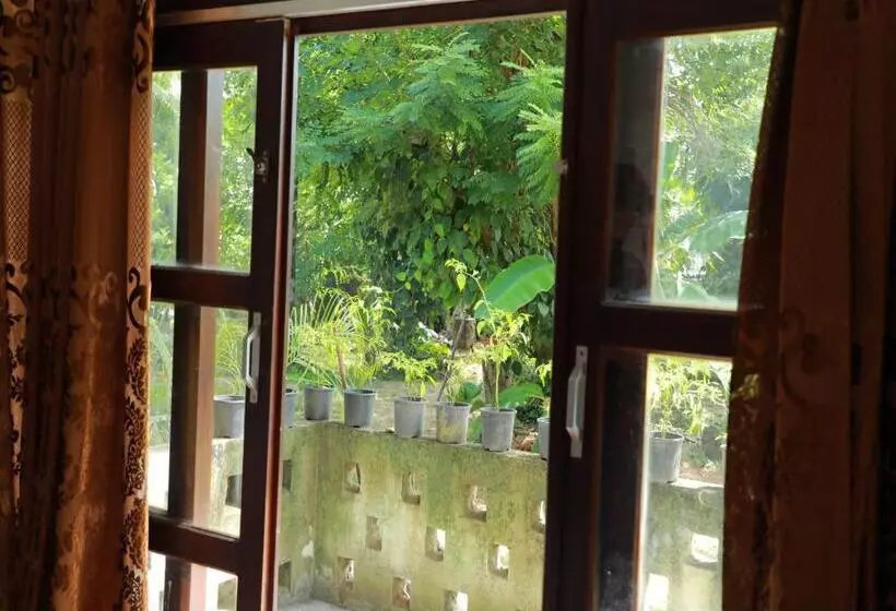 Retkeilymaja Ruwan Villa Ahangama