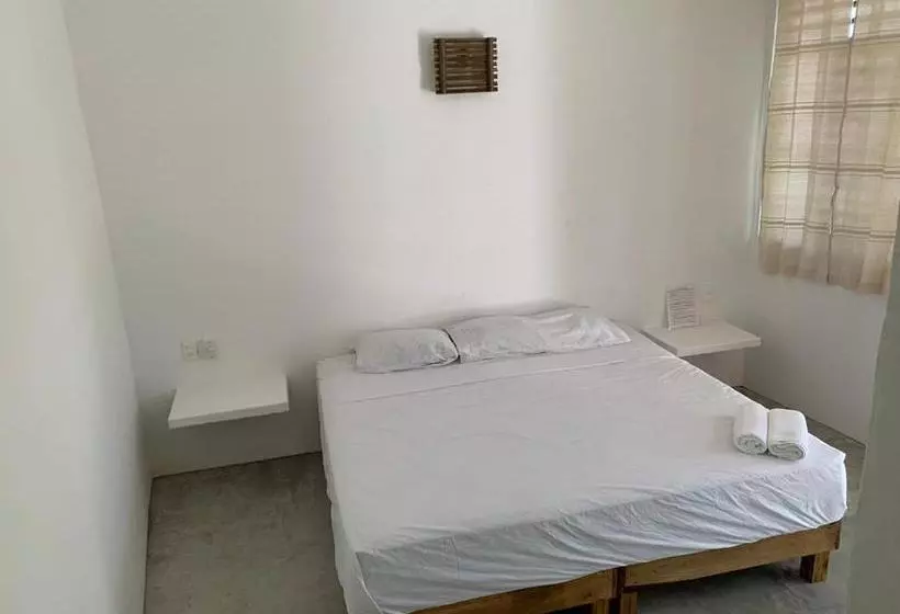 هاستل Valhalla Beach House