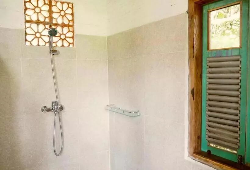 تختخواب و صبحانه Green Vanilla Bungalow