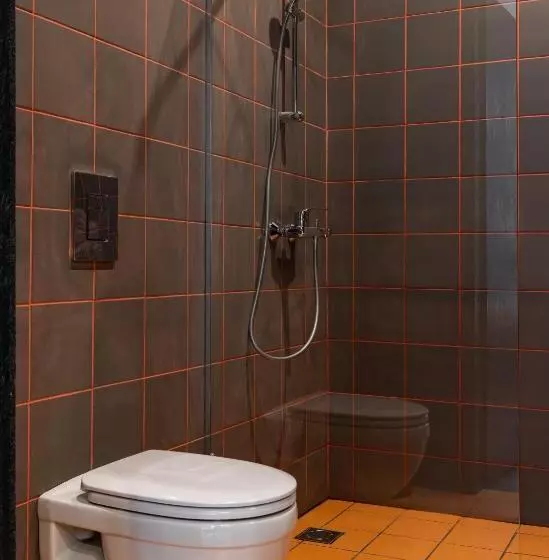 Globe Runner Hotel & Hostel