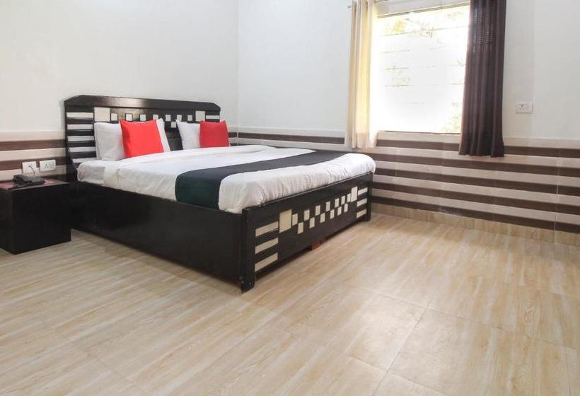 호텔 Capital O 63168 Jn Plaza  & Restaurant