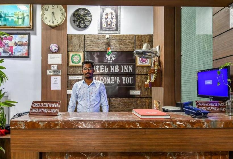 בית מלון כפרי Capital O 66373 Hb Inn