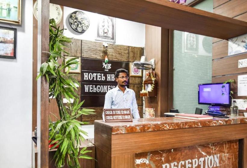 בית מלון כפרי Capital O 66373 Hb Inn