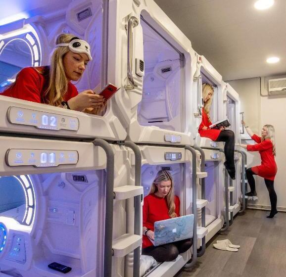 هتل کپسول Capsule Hostels Tallinn