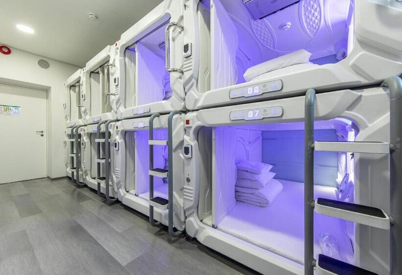 هتل کپسول Capsule Hostels Tallinn