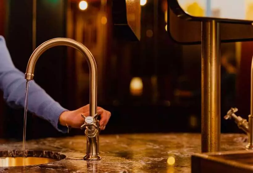 هتل Mai Amsterdam