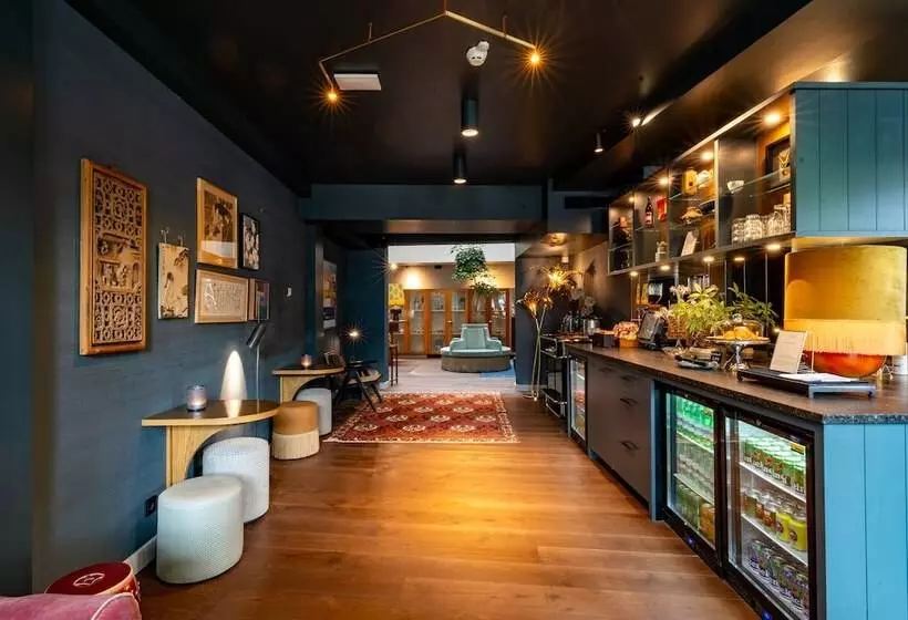 هتل Mai Amsterdam