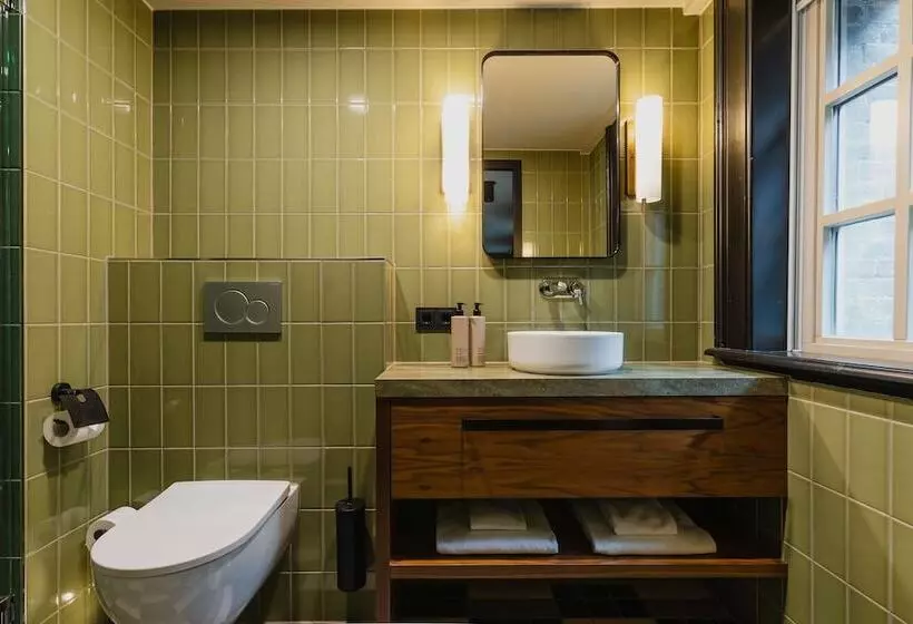 هتل Mai Amsterdam