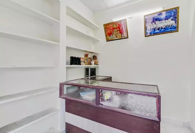 هتل Spot On 62490 Shri Ganesh Guest House