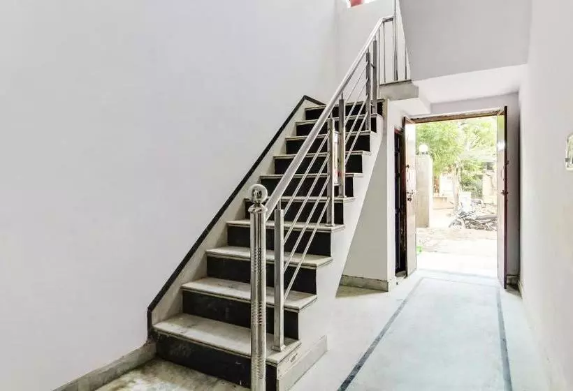 هتل Spot On 62490 Shri Ganesh Guest House