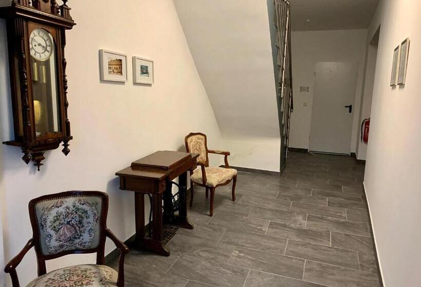 بنسيون Gästehaus Residenz Aurora