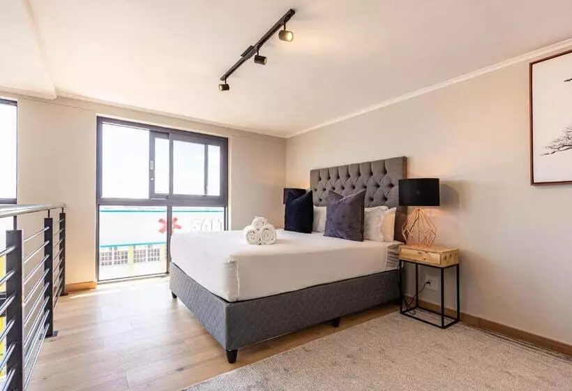 Urban Artisan Luxury Suites By Totalstay