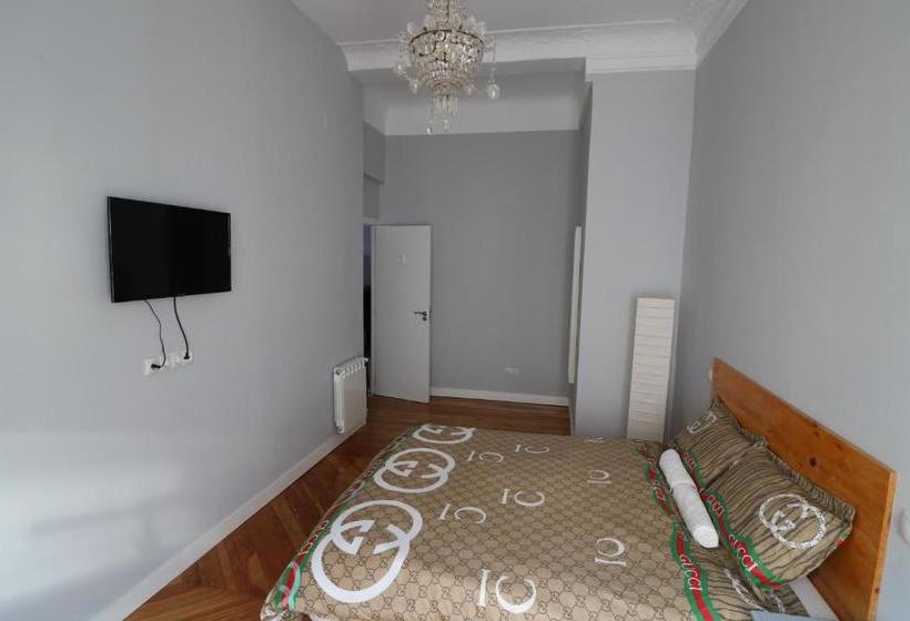 هاستل Madrid Fashion Hostal