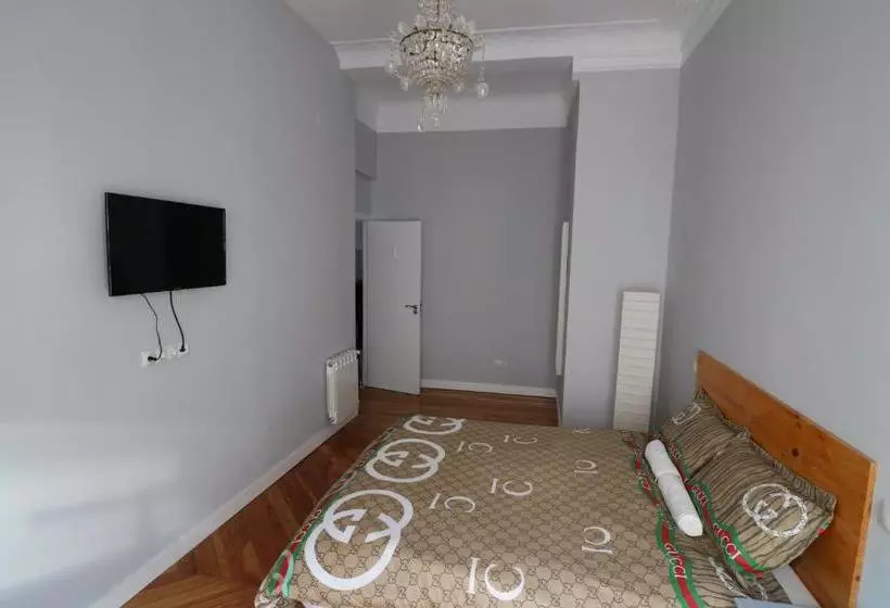 هاستل Madrid Fashion Hostal