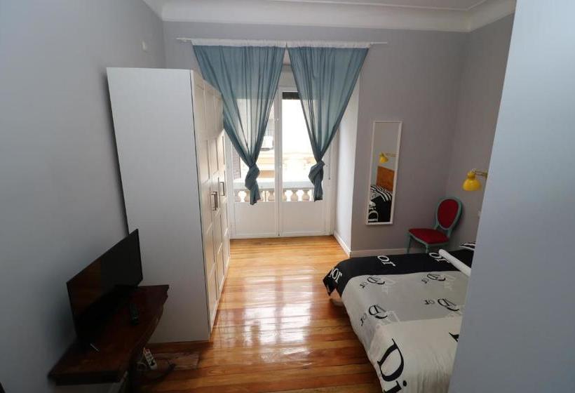 هاستل Madrid Fashion Hostal