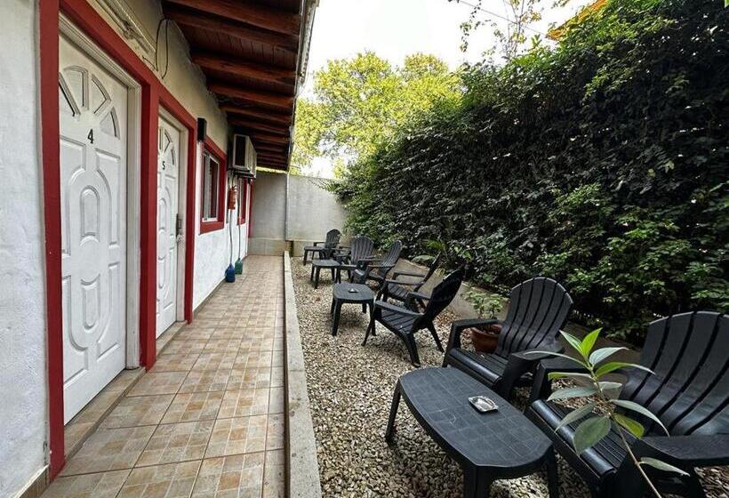 Hostel Posada Costa Del Sol