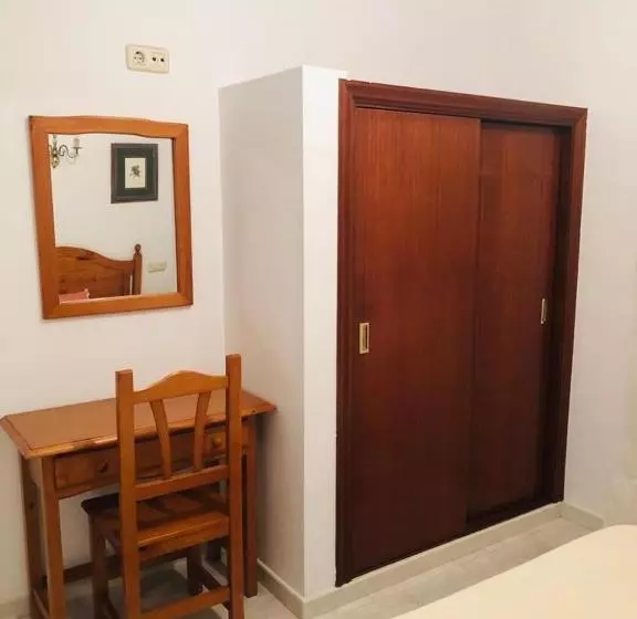 هتل Il Calice De Barrantes