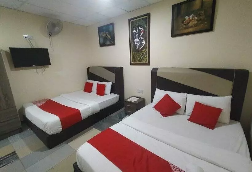 Hotelli Oyo 873 Bamboo Inn