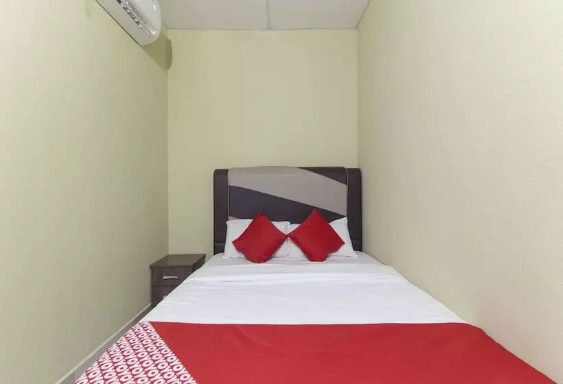 Hotelli Oyo 873 Bamboo Inn