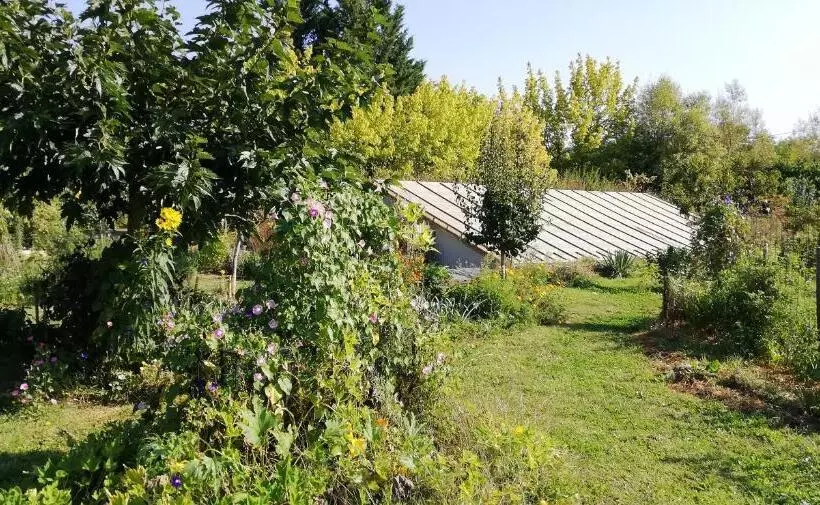 ペンション Paysannerie Des Versanes   Chambres Et Gîte