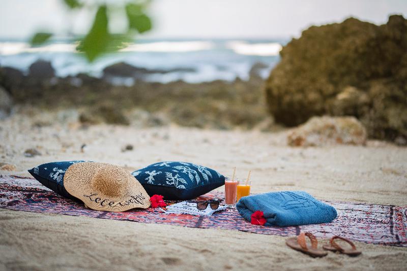 酒店 Lelewatu Resort Sumba