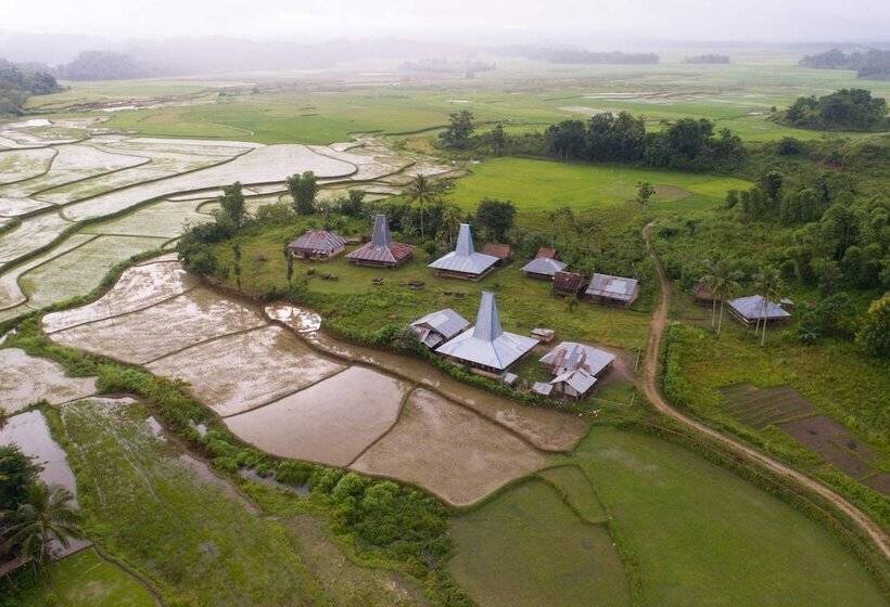 酒店 Lelewatu Resort Sumba