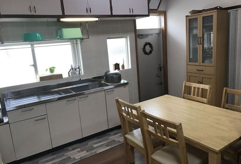 Pensionat Gone House