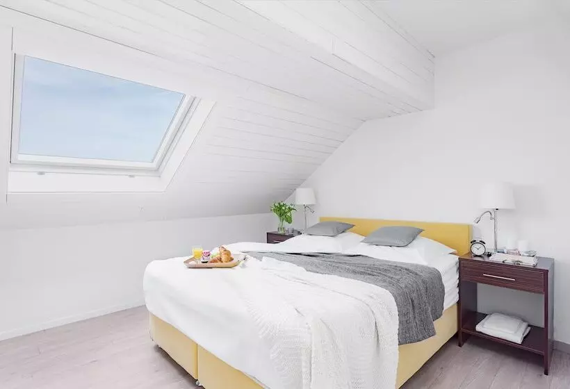 هتل Apartments Swiss Star Marc Aurel