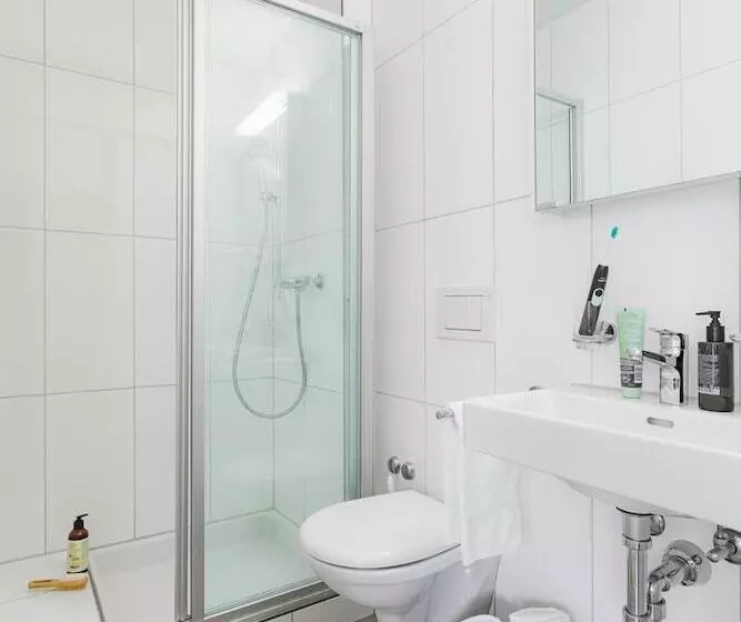 هتل Apartments Swiss Star Marc Aurel