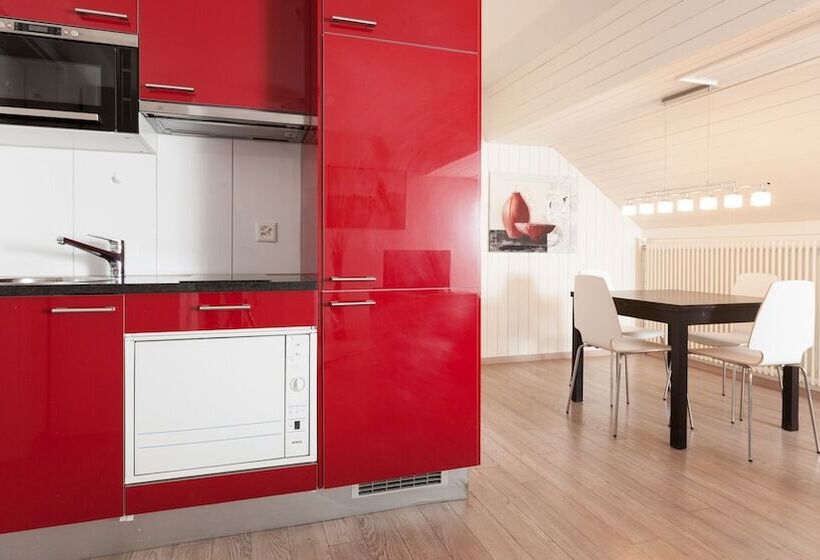 هتل Apartments Swiss Star Marc Aurel