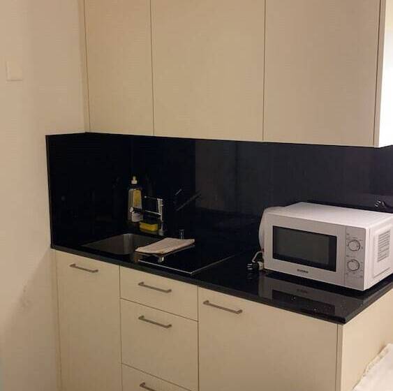 هتل Apartments Swiss Star Marc Aurel