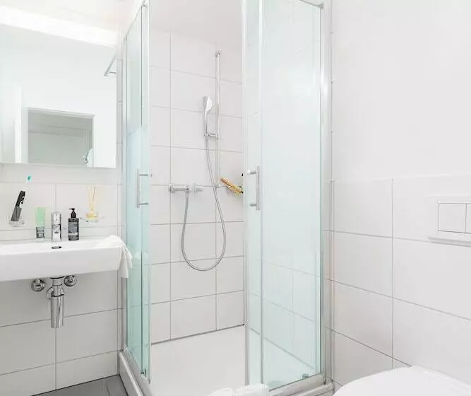 هتل Apartments Swiss Star Marc Aurel