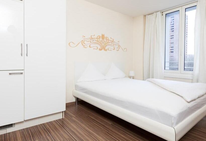 هتل Apartments Swiss Star Marc Aurel