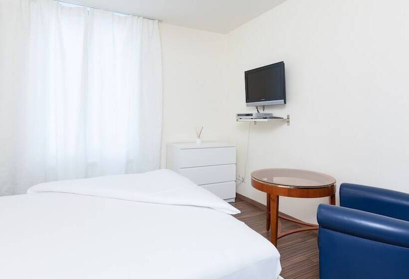 هتل Apartments Swiss Star Marc Aurel