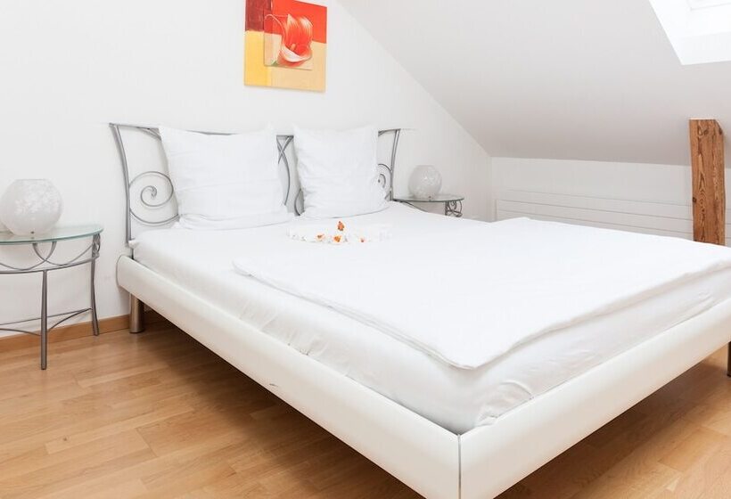 هتل Apartments Swiss Star Marc Aurel