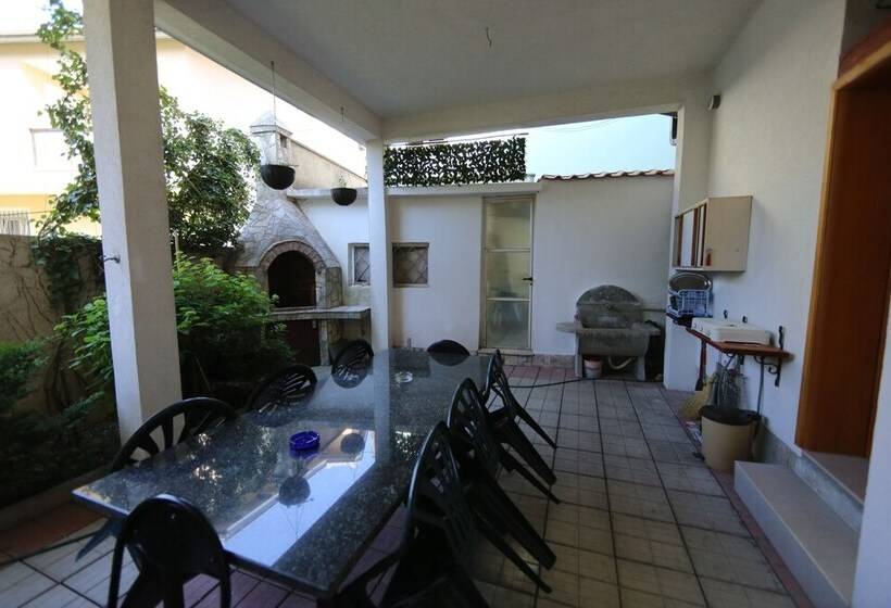 پانسیون Apartments Boulevard