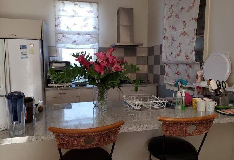 بنسيون Cozy Room By Sarah